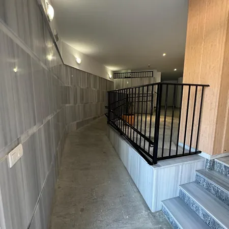 Global Yerbabuena Apartment *