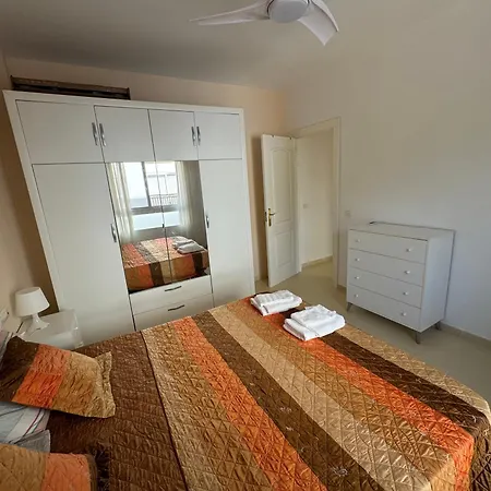 Global Yerbabuena Apartment *